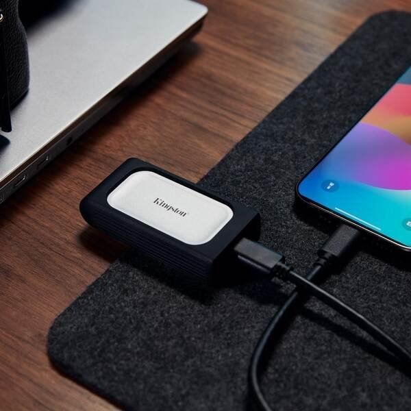 Kingston SXS2000 500GB External SSD - Image 5